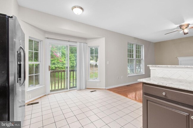Building Photo - 17575 Deweys Run Ln