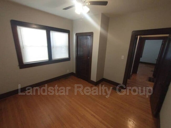 Building Photo - 1508 Sale Ave