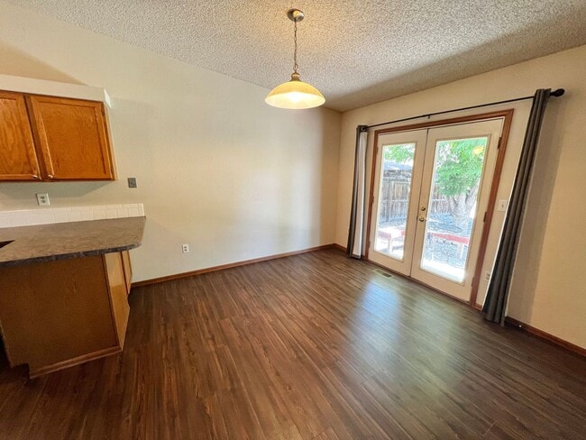 Building Photo - Spacious 4 Bed, 3 Bath Ranch in South Fort Collins