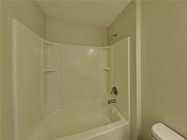 Building Photo - 12085 78th St NE
