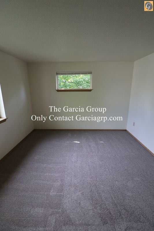 Building Photo - 4898 SW 150th Pl