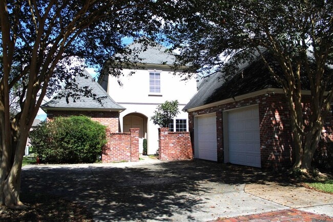 Building Photo - 19435 S Harrells Ferry Rd