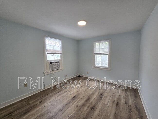 Building Photo - 1772 N Miro St