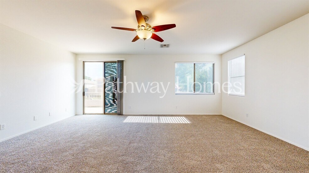 Building Photo - 43448 Askew Dr