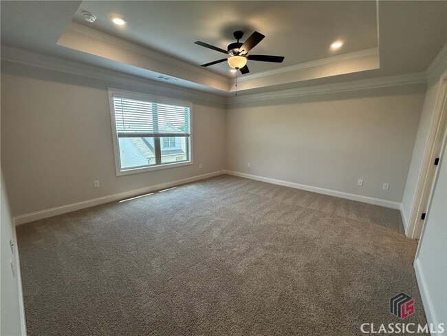 Building Photo - 305 Ridge Pointe Drive