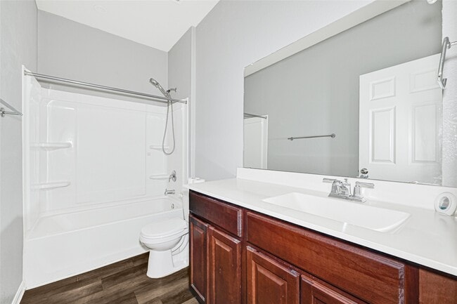 Building Photo - 12823 Clearcroft St