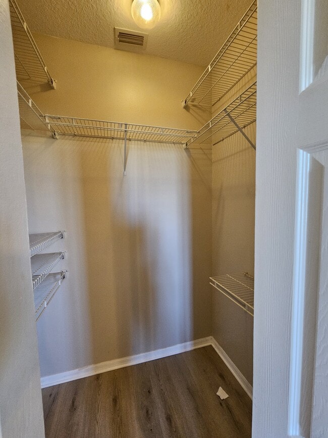 Building Photo - 17817 SE 115th Ct