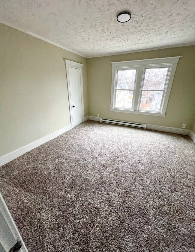 Building Photo - 25 Washington Ave