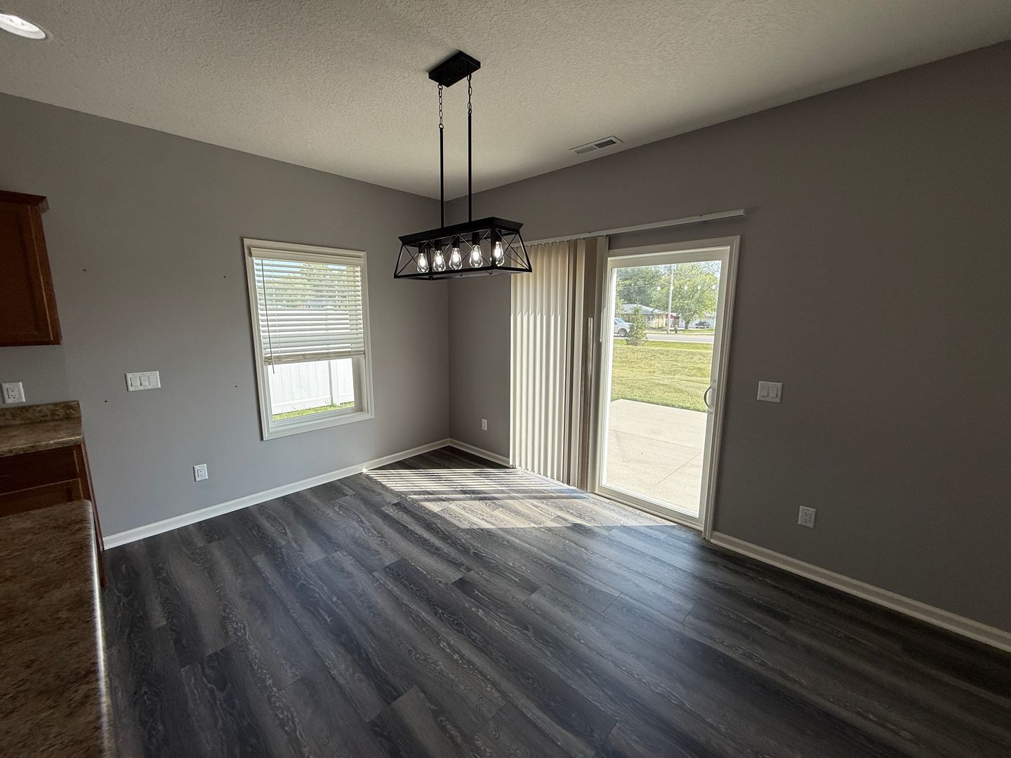 Building Photo - 6015 Melan Cove