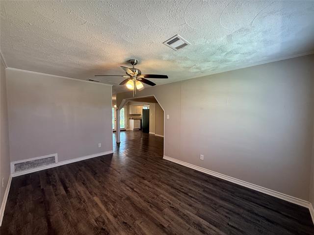 Building Photo - 14108 Spring Oak Dr