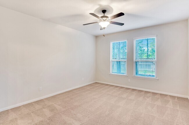 Building Photo - 42 Sawbridge Ct