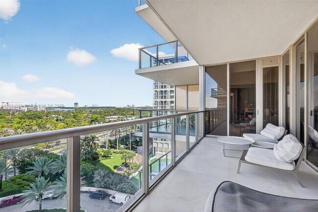 Building Photo - 9705 Collins Ave