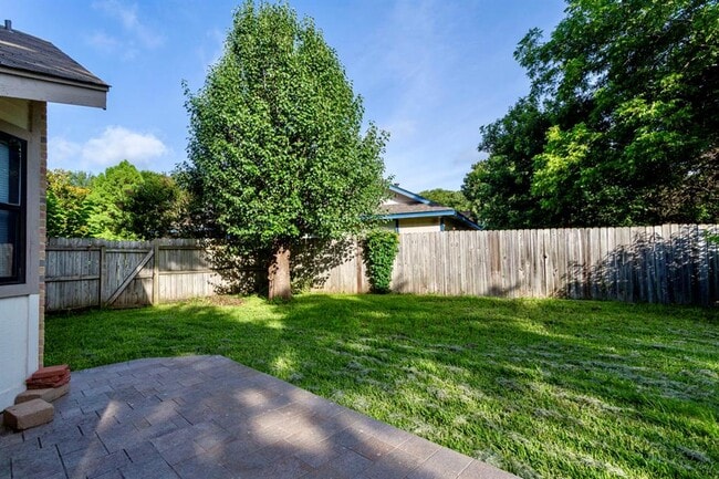 Building Photo - 7804 Chimayo Cove