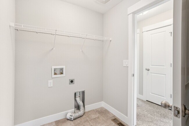 Building Photo - 2506 Tempest Dr