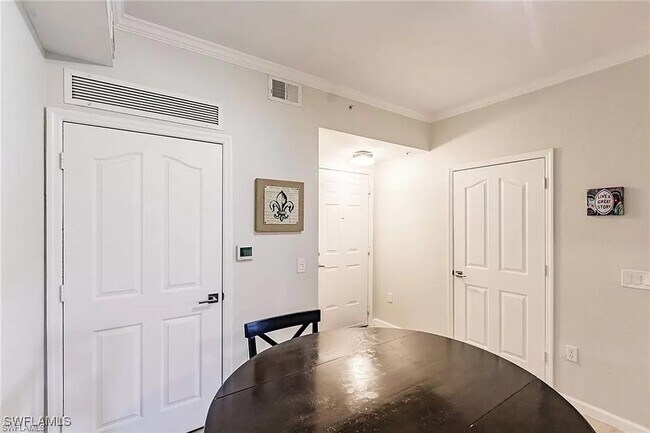 Building Photo - 13010 Positano Cir