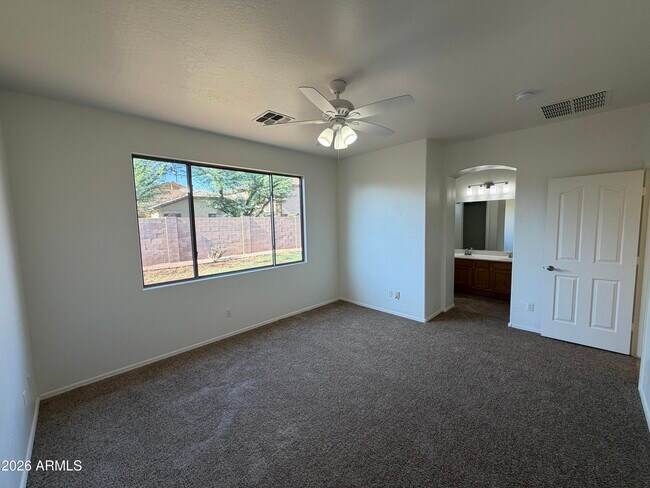 Building Photo - 3430 E Packard Dr