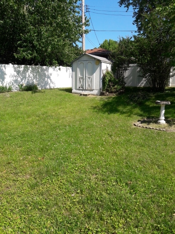 Building Photo - 9663 Yorkshire Estates Dr