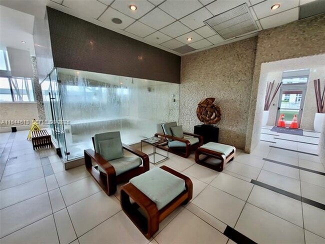 Building Photo - 92 SW 3rd St