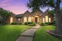 Building Photo - 643 Aspen Ct