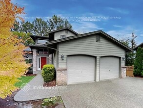 Building Photo - 12408 Crystal Pl NE
