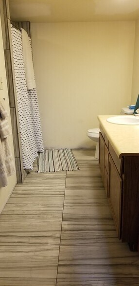Building Photo - 1189 Escalante Dr