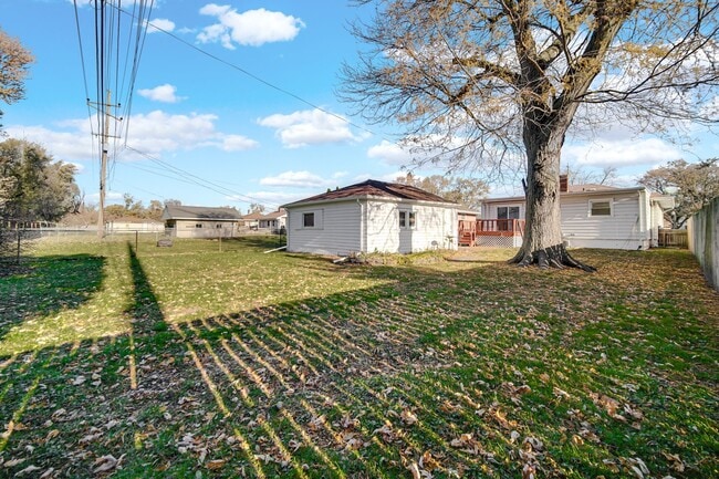 Building Photo - 3 Bedroom 1 Bathroom House for Rent!