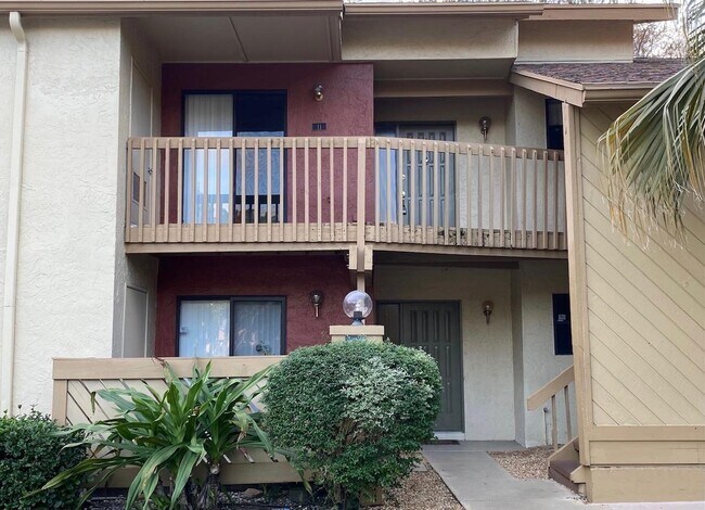 Building Photo - 13095 Belhaven Ct