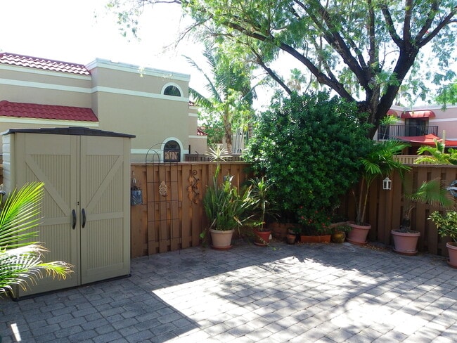 Building Photo - 8116 Severn Dr