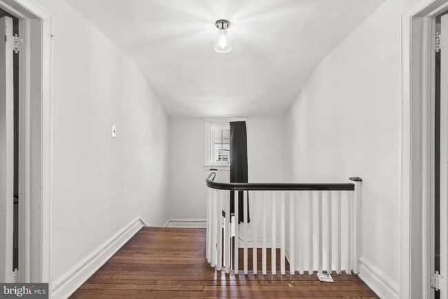 Building Photo - 5046 W Nevada St