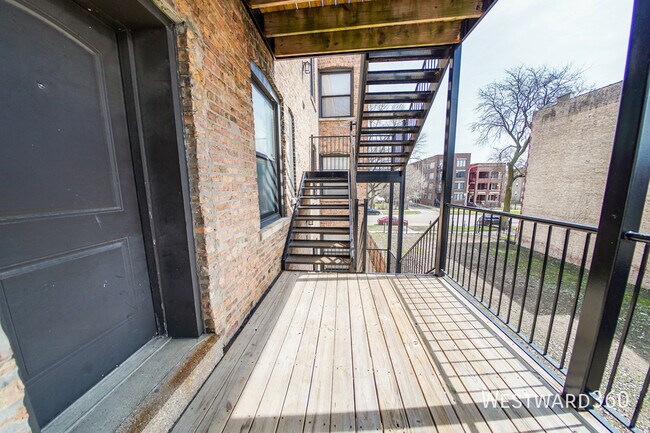 Building Photo - 5172 S Michigan Ave