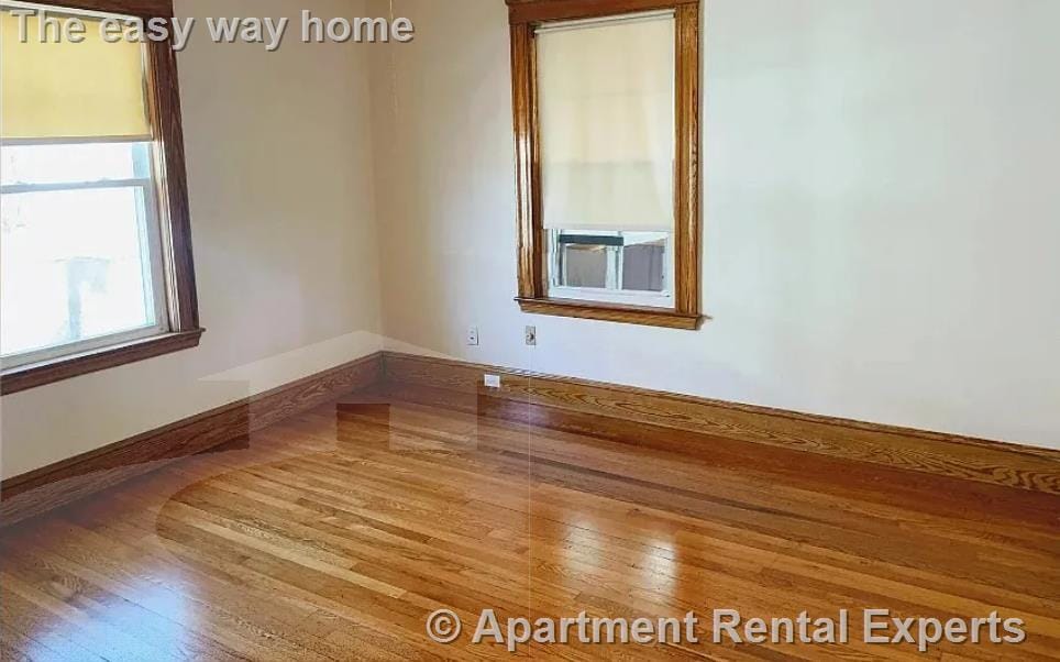 Building Photo - 19 Adams St