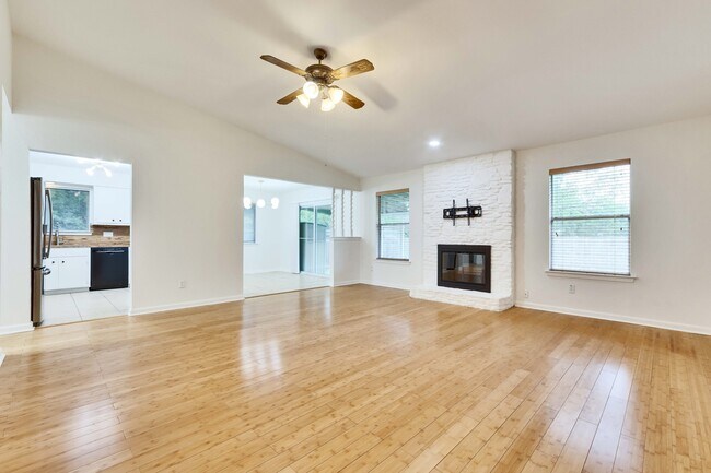 Building Photo - 5403 Porsche Ln