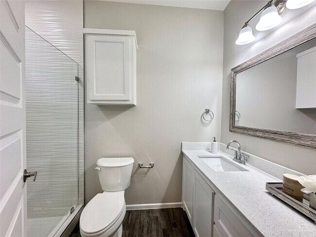 Building Photo - 1305 W Sucre Dr