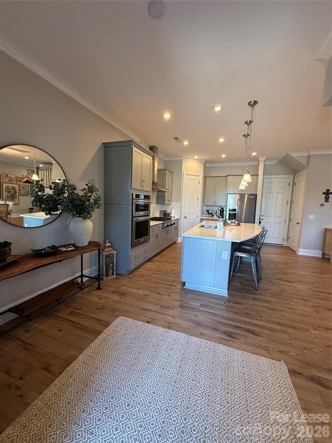 Building Photo - 5835 Ardrey Kell Rd