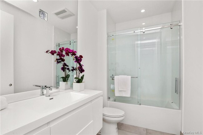 Building Photo - 145 Library Ln