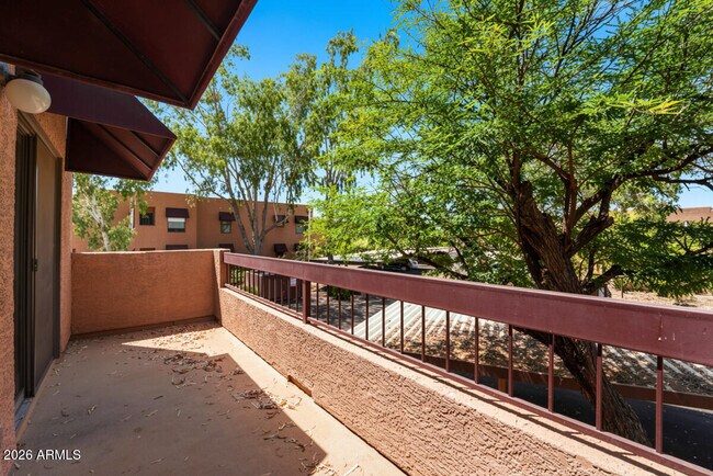 Building Photo - 16657 E Gunsight Dr