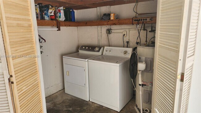 Building Photo - 10628 SW 118th Pl