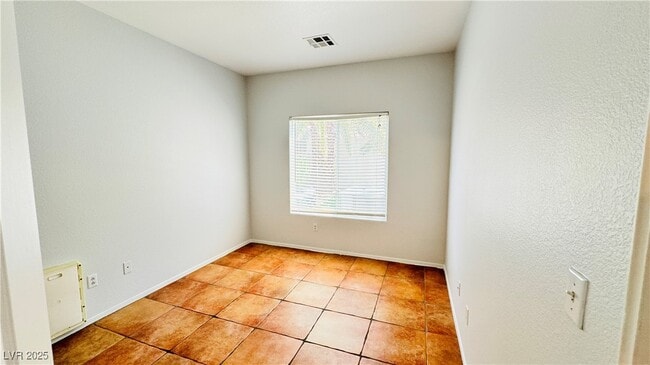 Building Photo - 1586 Peaceful Pine St