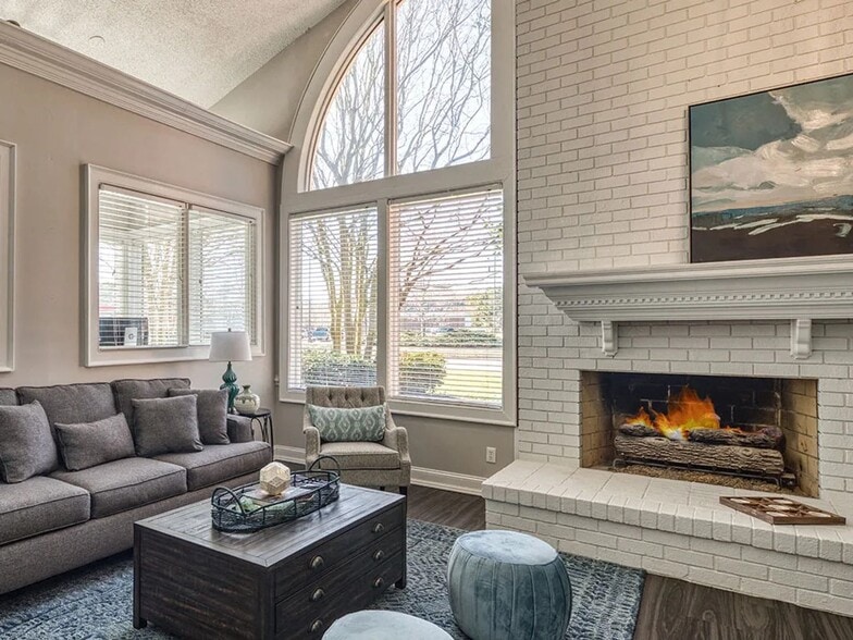 Interior Photo - The Courts at Yorkshire Downs