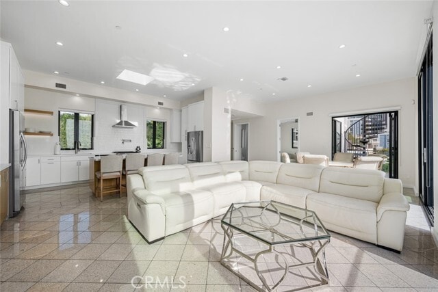 Building Photo - 1724 Bluff Pl