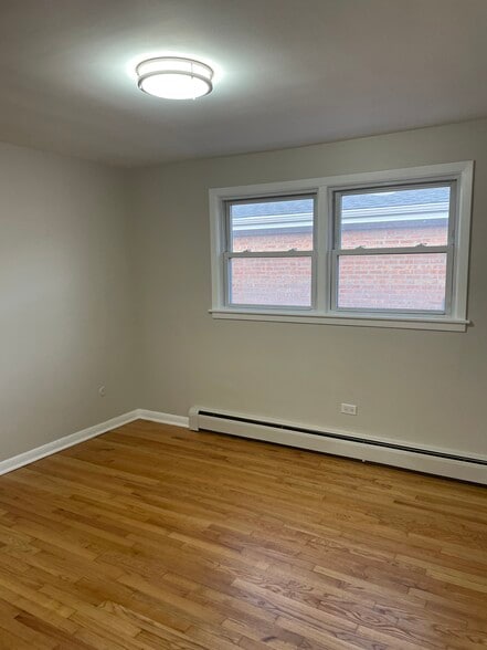 Bedroom 3 - 8708 W Berwyn Ave