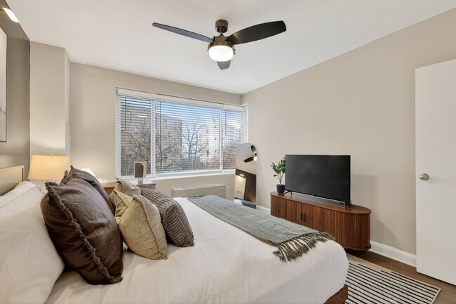 Building Photo - 1500 Arlington Blvd