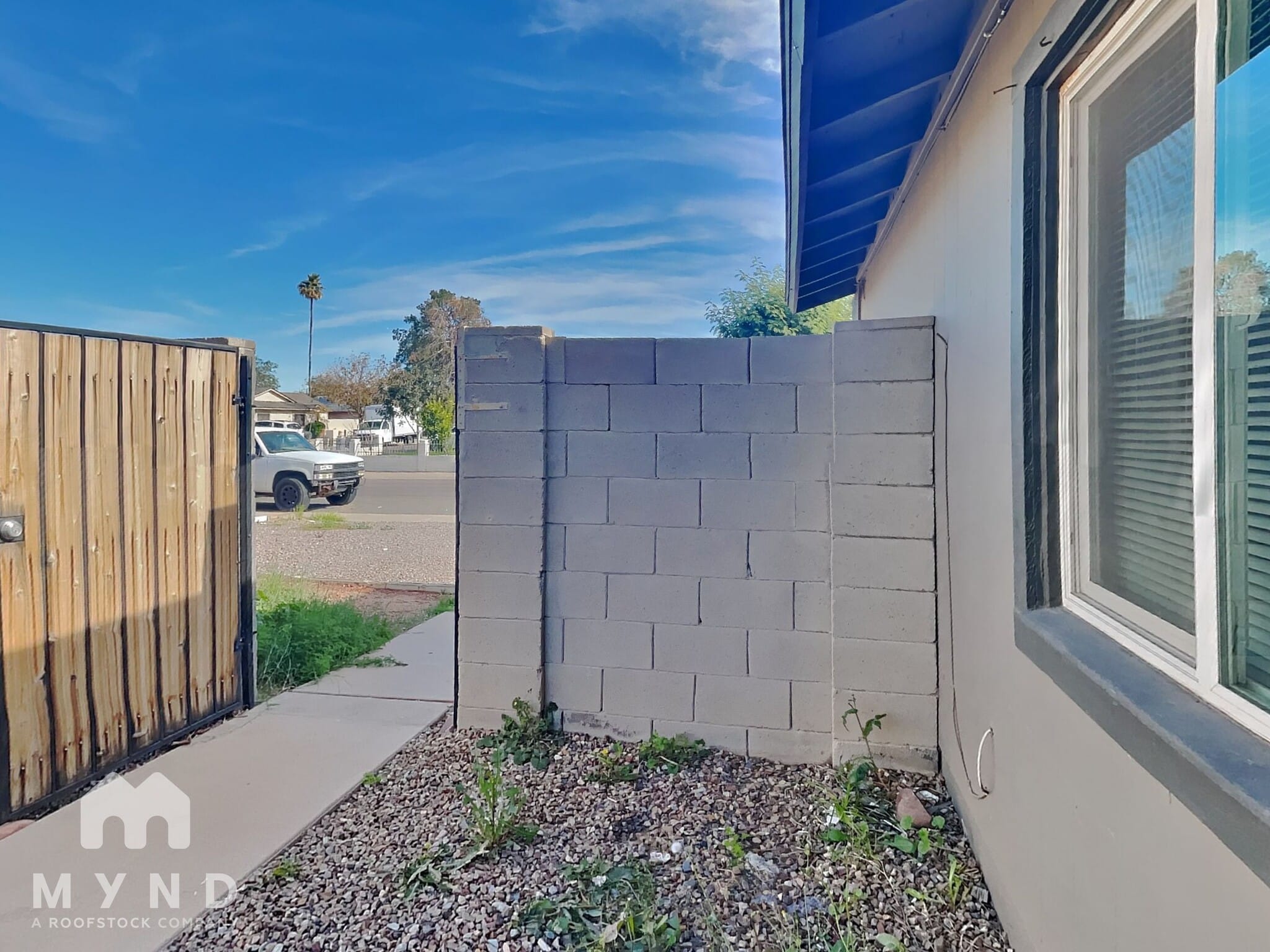 Building Photo - 5650 S 46th Pl