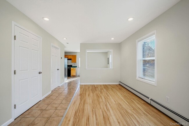 Building Photo - 1030 Prospect Ave