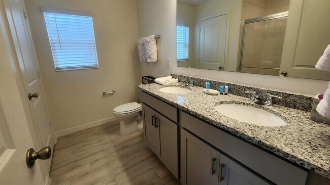 Building Photo - 1055 Papaya Cir.