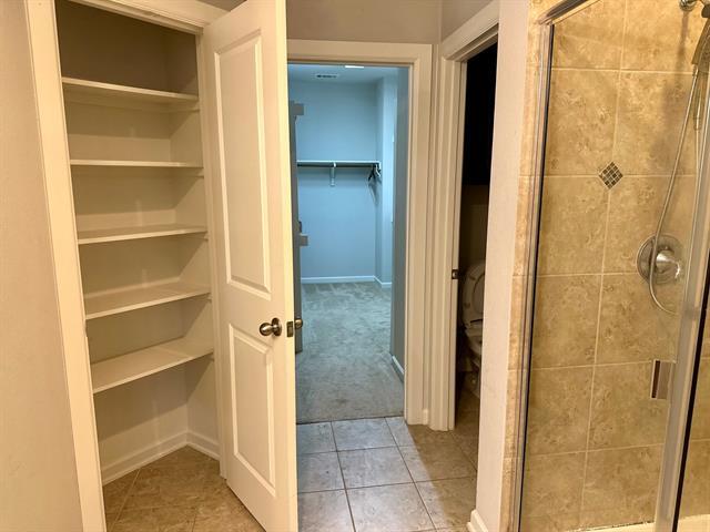 Building Photo - 1127 Ivy Charm Way
