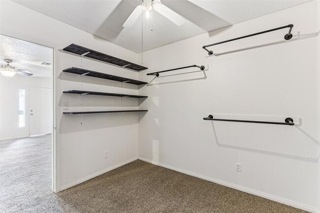 Building Photo - 1405 SW 77th Terrace