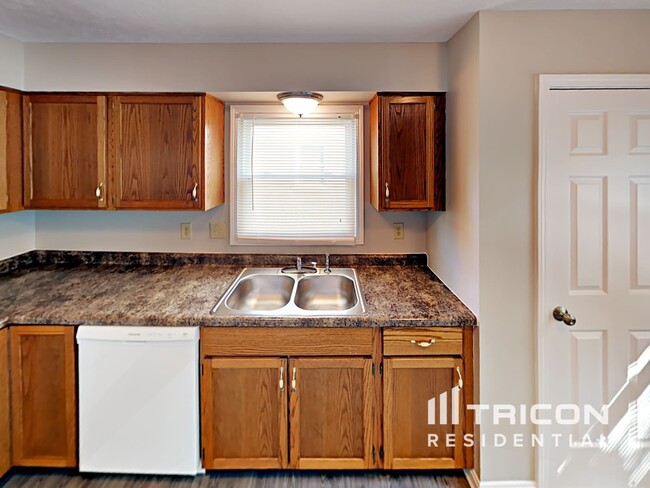 Building Photo - 3149 Sextant Dr