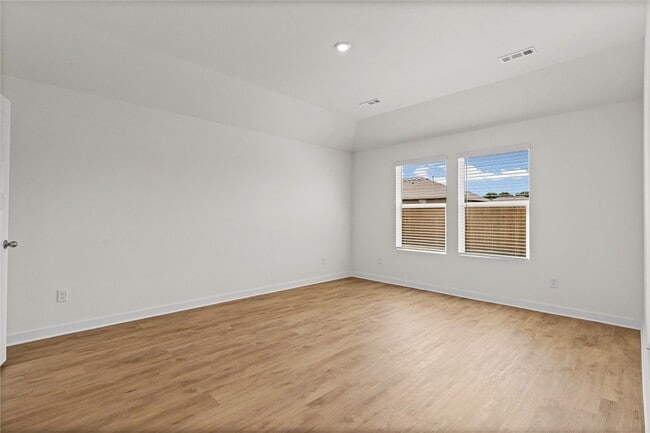Building Photo - 109 Ratliff Ave