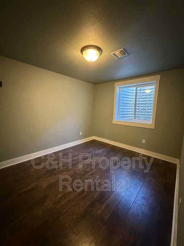 Building Photo - 1842 Stony Meadow Ln